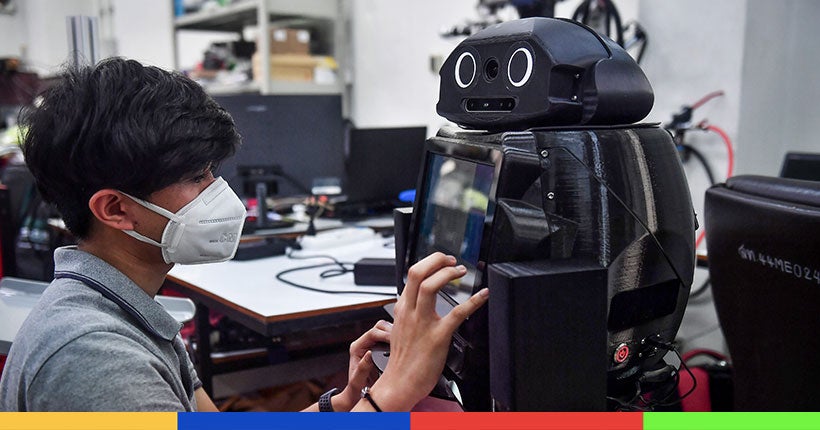 Coronavirus : en Thaïlande, des robots "ninja" s'occupent des patients